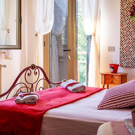 Bed and Breakfast La Vie En Rose Buia Exterior foto