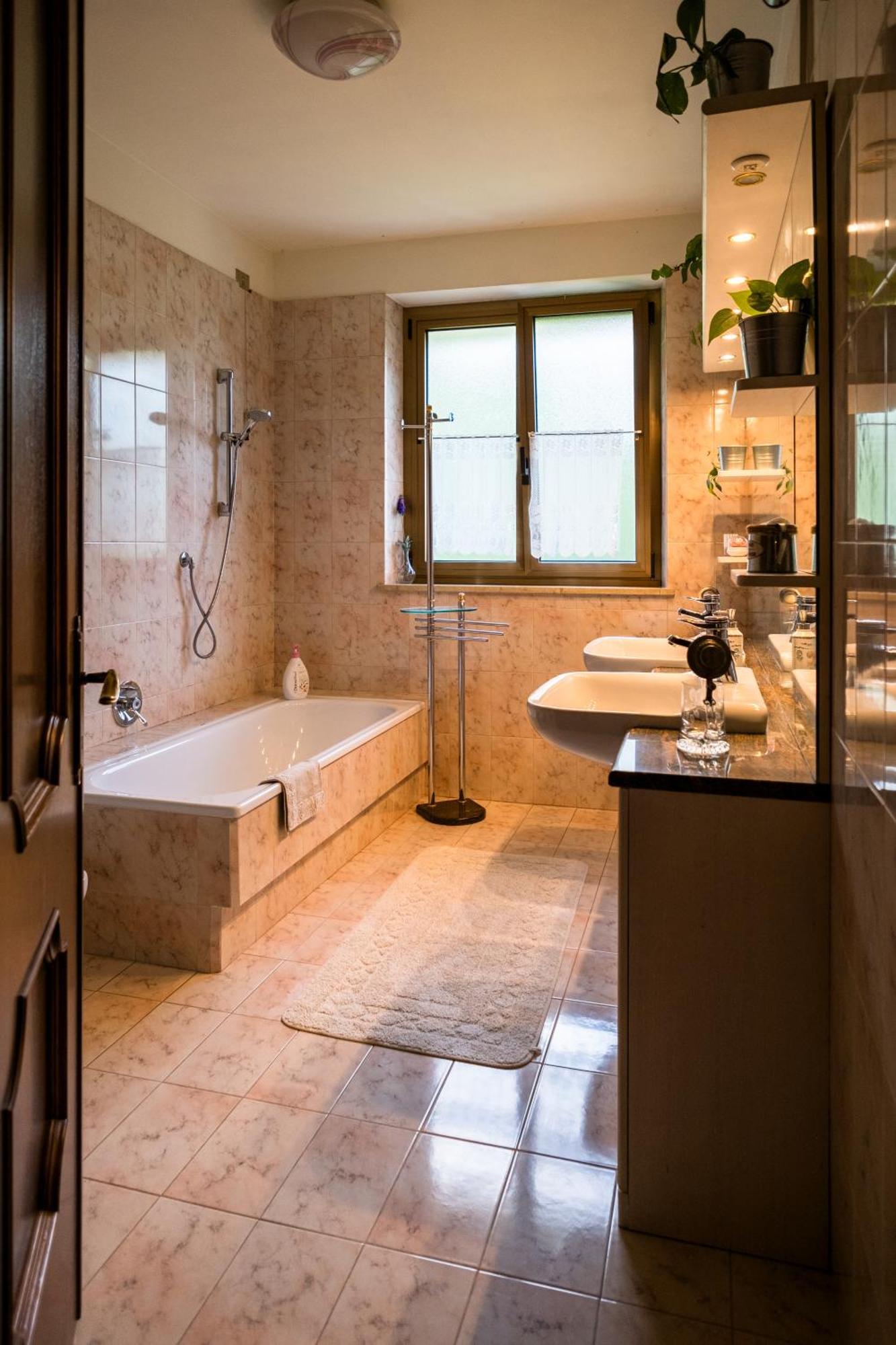 Bed and Breakfast La Vie En Rose Buia Exterior foto