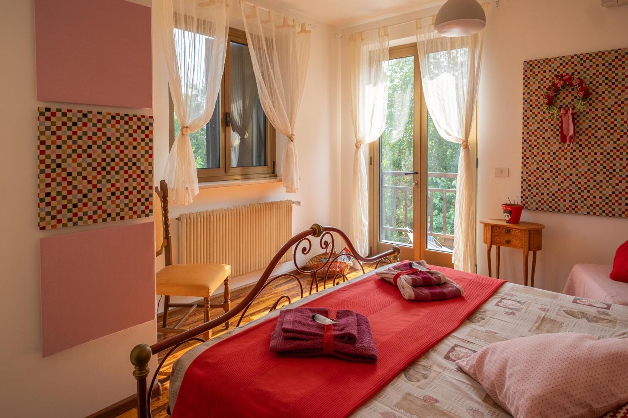 Bed and Breakfast La Vie En Rose Buia Exterior foto